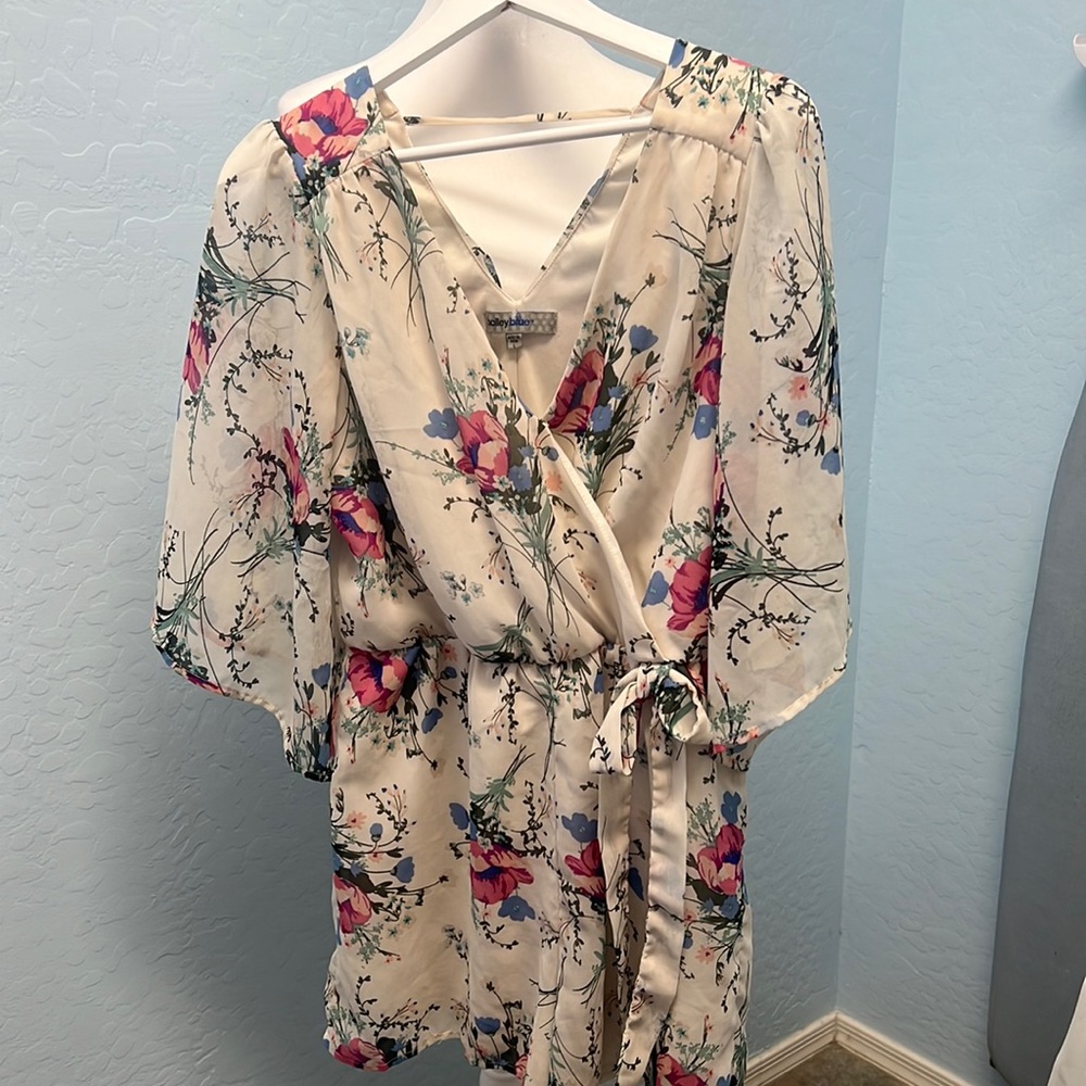 Bailey Blue Romper size large